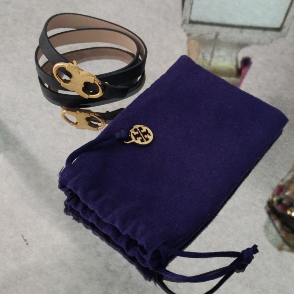 Brand NEW! Tory burch leather bracelet